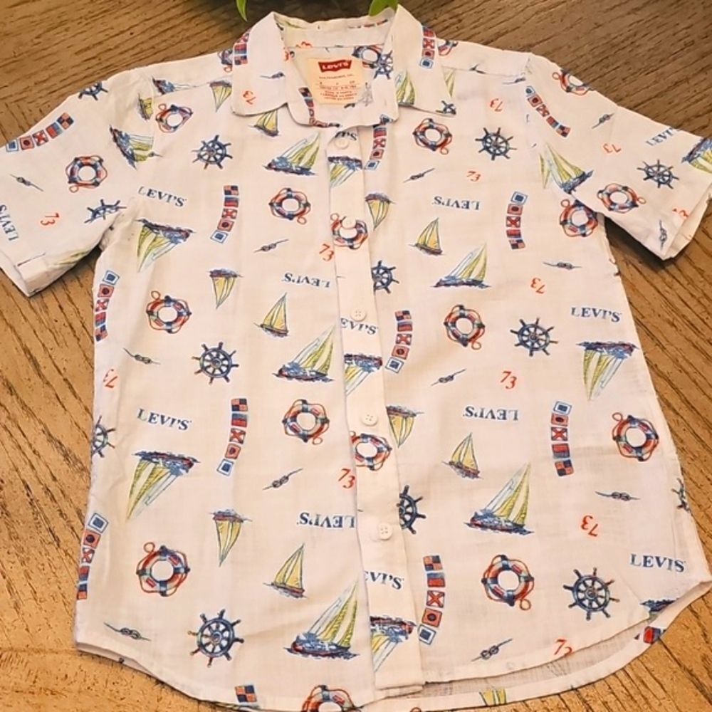 Levi's Kids Nautical Print Button Down Shirt  Size S 8/10 NWOT 100% Cotton